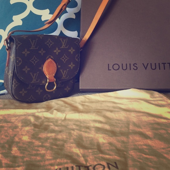 Louis Vuitton Shoulder Bag