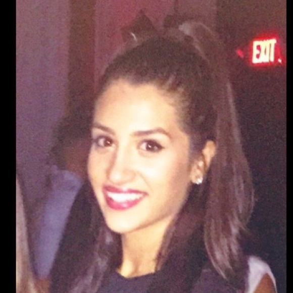 Meet your Posher, Sivan - Picture 2 of 2