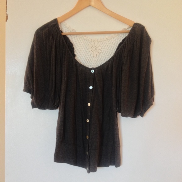 Size large top shirt