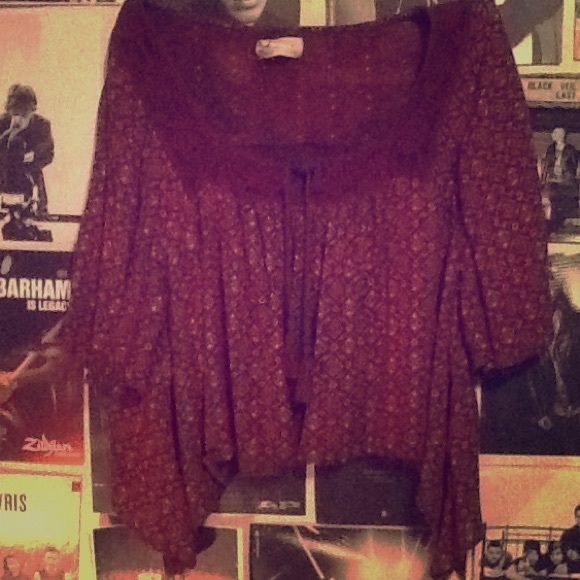 Hollister semi crop top