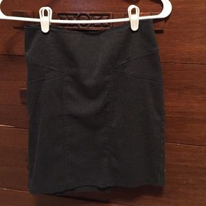 Grey pencil skirt