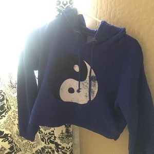 LA hearts cropped royal blue ying yang hoodie