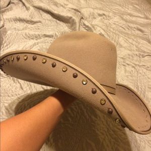 Brand new 8241 ranch cowgirl hat.
