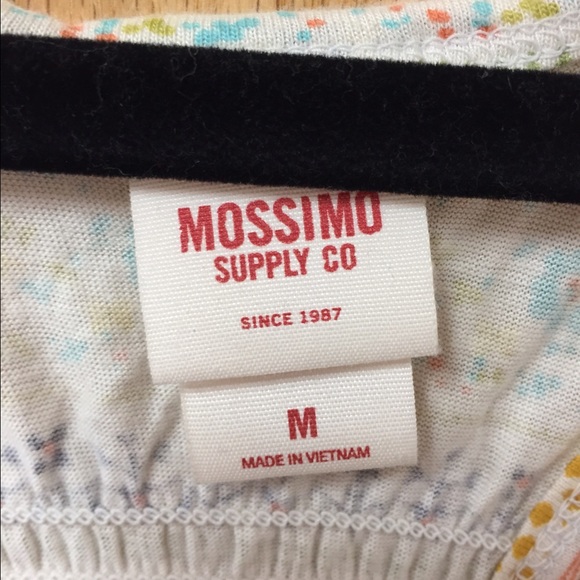 Mossimo racer back tank top - Picture 2 of 3