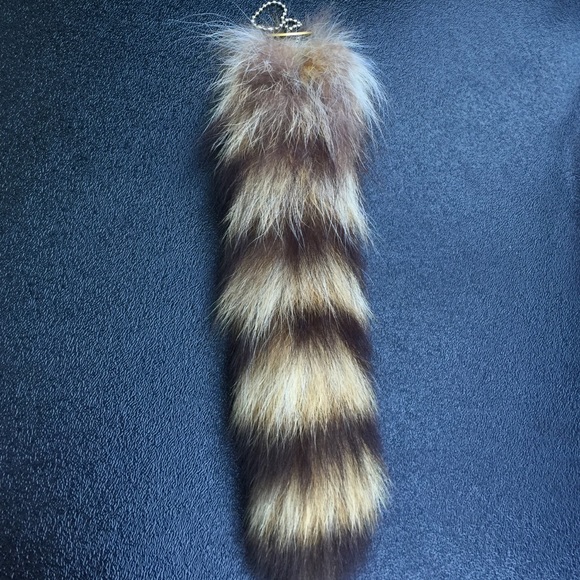 RICHFOXTAILS fur keychains - Picture 2 of 2
