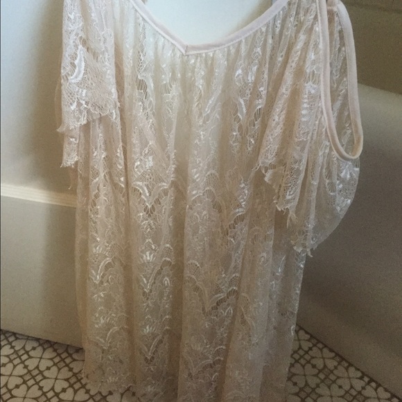 Kimchi Blue see thru white top