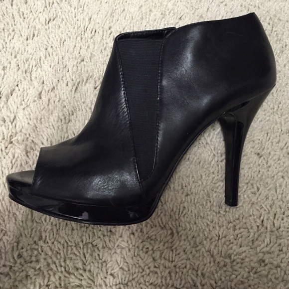 Nine West peep toe bootie