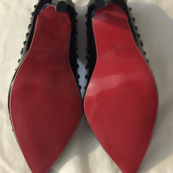 🚫SOLD🚫Black Patent Studded Red Bottom heels - Picture 4 of 4