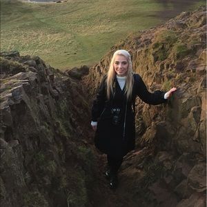 Meet your Posher, Alyssa