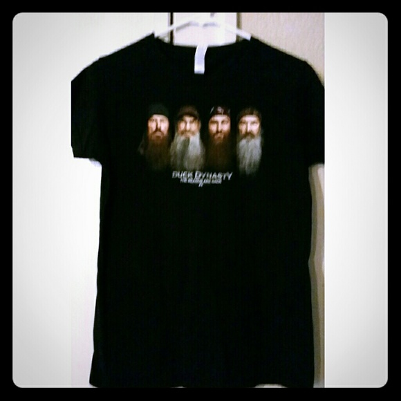 Duck dynasty top reduced final price