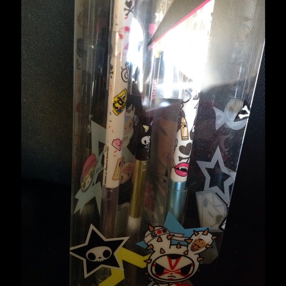 Tokidoki ltd ed pittura brush set NIB