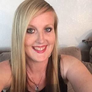 Meet your Posher, Caitlin