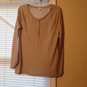 Long sleeve shirt