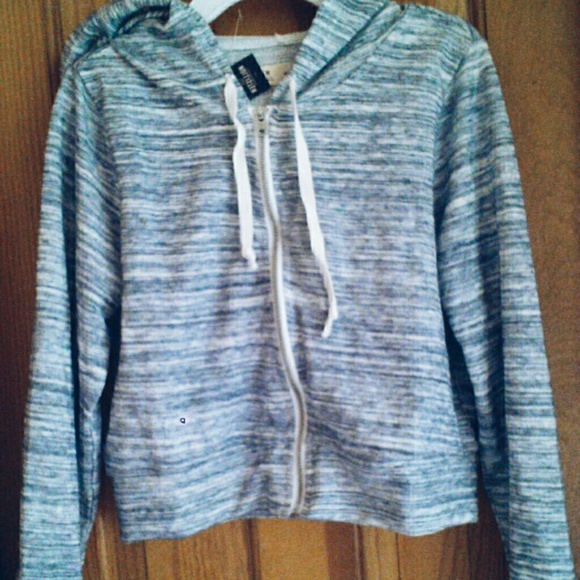 Cropped hoodie