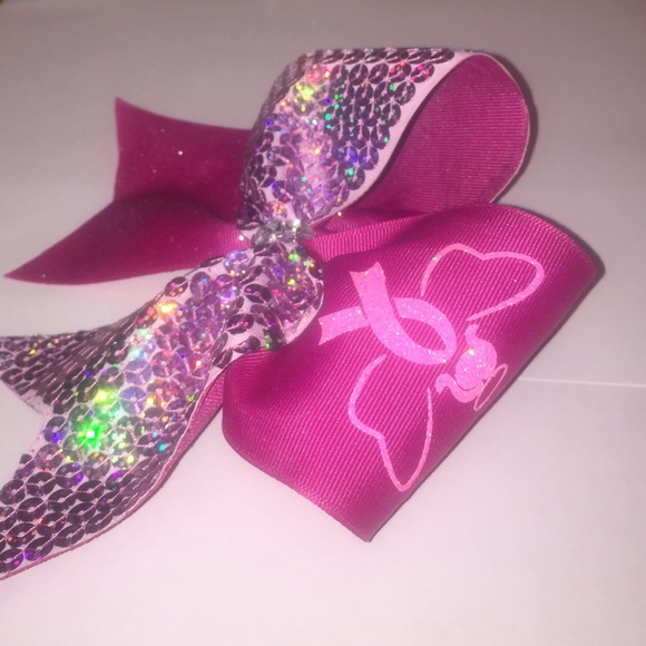 Cheer bow - Picture 2 of 2