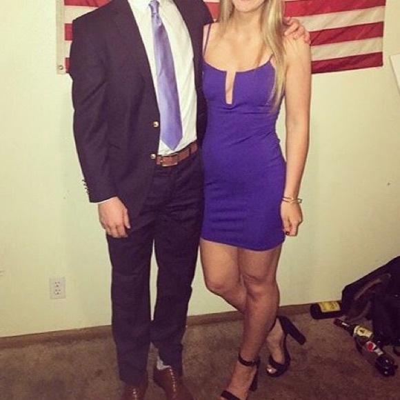 Formal Blue Low cut bodycon dress, New Year's Eve - Picture 4 of 4