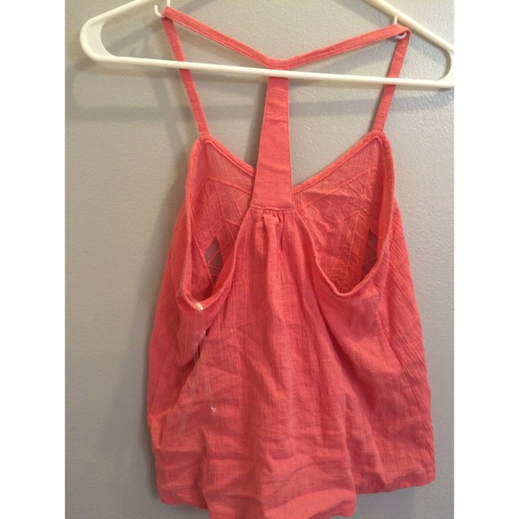 Cute top - Picture 2 of 3