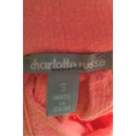 Cute top - Picture 3 of 3