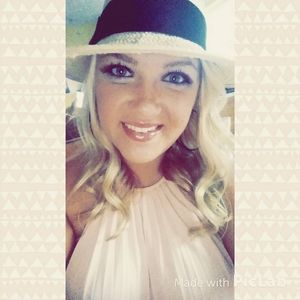 Meet your Posher, Taylor