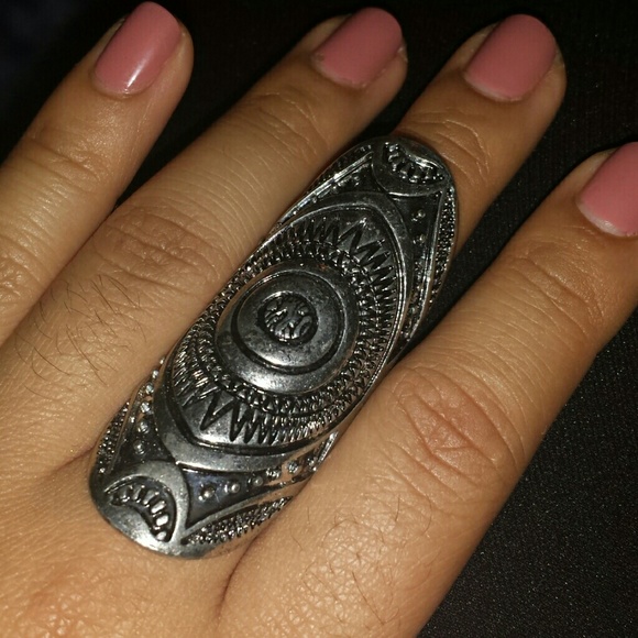 Metal finger ring