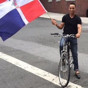 Meet your Posher, Raynel joseph