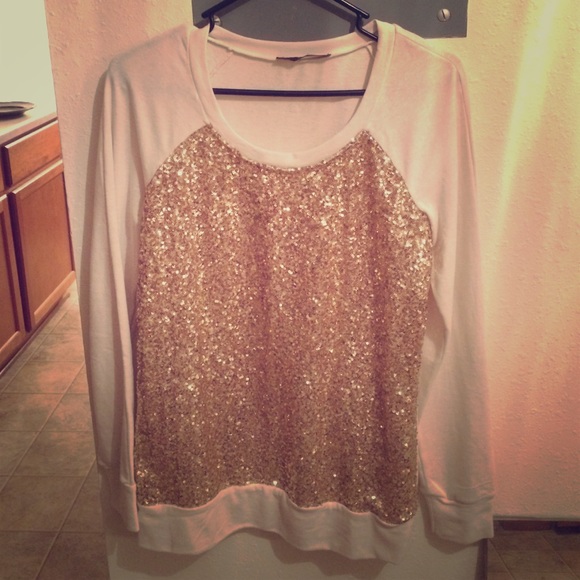Women's long sleeve sparkly gold top