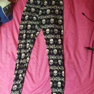 Skull leggings