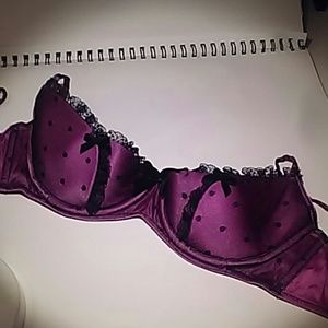 Victoria's Secret purple bra. Never worn