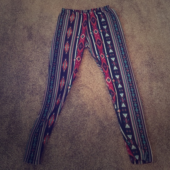 Aztec print leggings