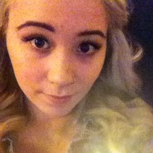 Meet your Posher, Celia