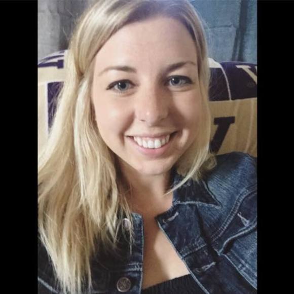 Meet your Posher, Carlee