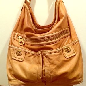 Marc by MJ Totally Turnlock Faridah