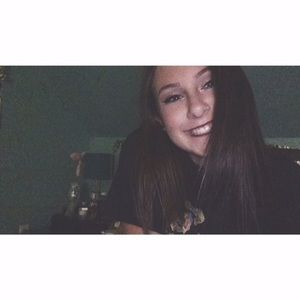 Meet your Posher, Jaclyn