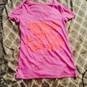 Purple"American eagle outfitters love 1977" v-neck