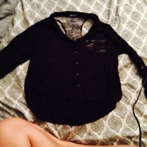 Black camouflage crop top