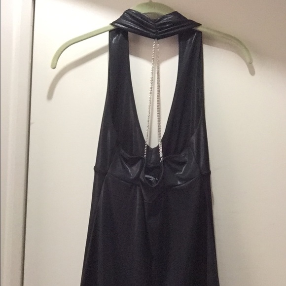 Tops - Picture 2 of 3