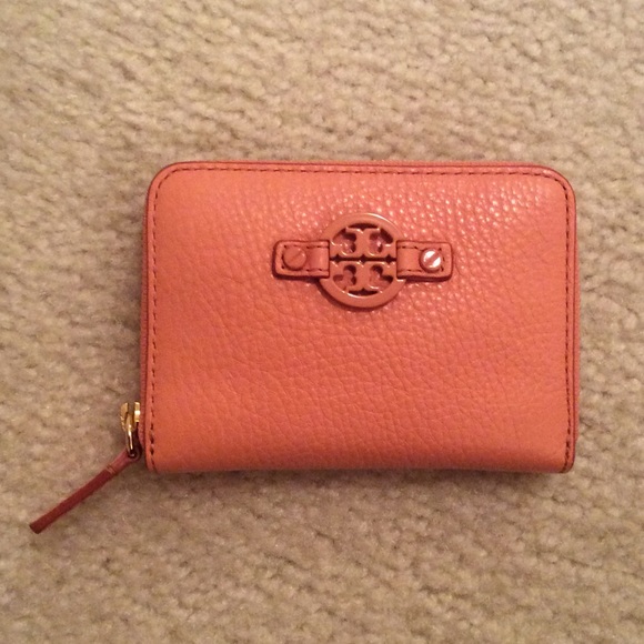 Tory Burch Accessories - New Tory Burch Mini Keychain Wallet. NWOT!