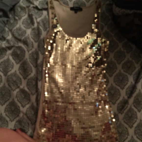 Tan tank top with shimmery