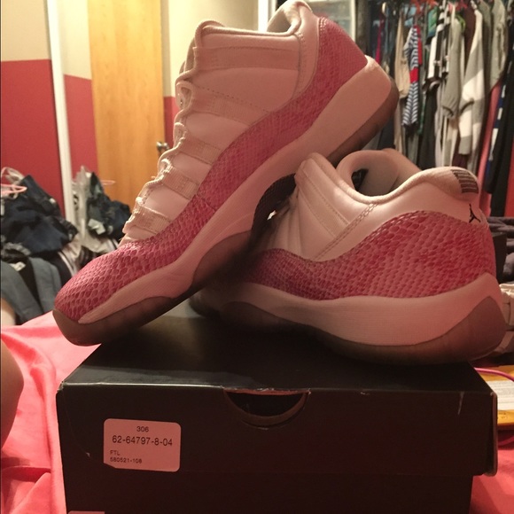 Retro 11