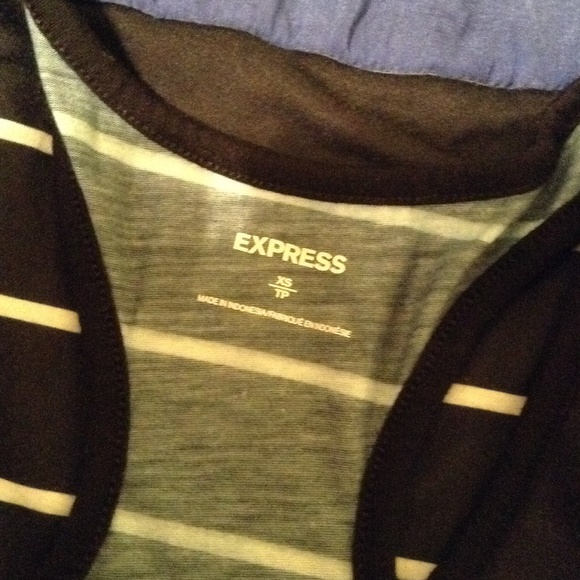 Express tunic - Picture 3 of 4