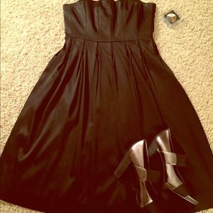 Calvin Klein black satin cocktail dress sz 6