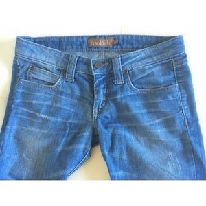 Frankie B. Jeans