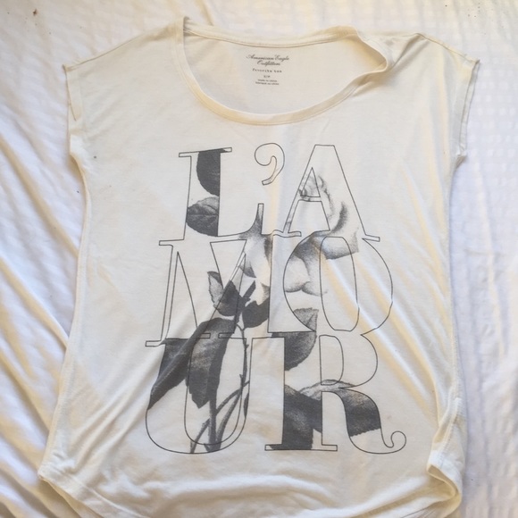 L'amour white tee