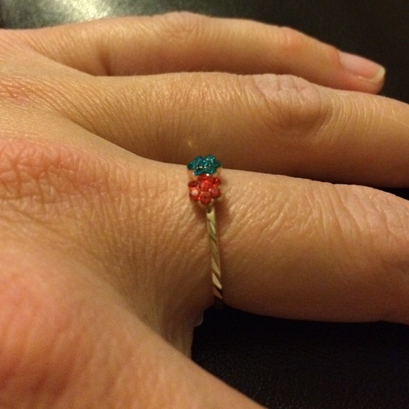 Rose gold floral ring - Picture 2 of 3