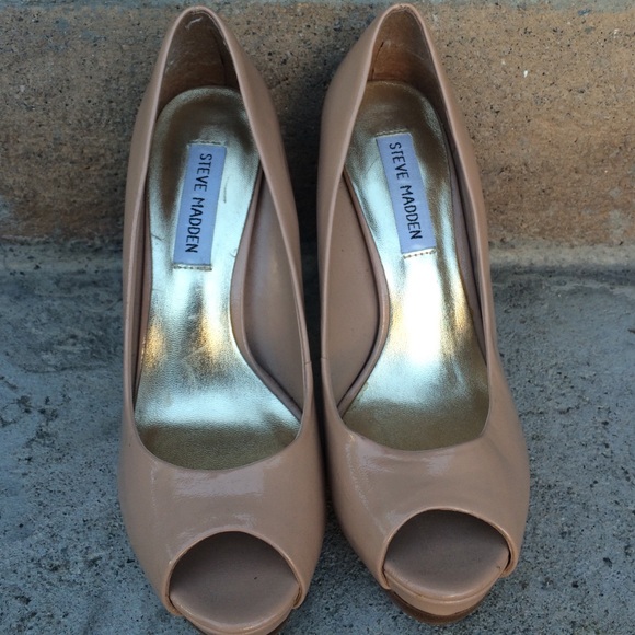 Steve Madden heels - Picture 2 of 3