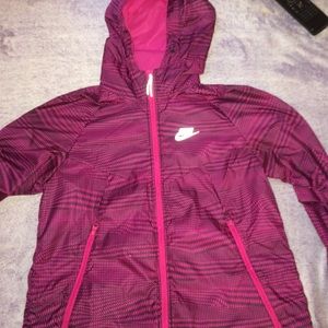 Brand new nike windbreaker / size M / $50