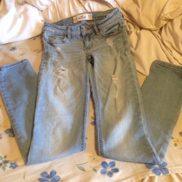 Hollister skinny distressed jeans - Picture 1 of 4