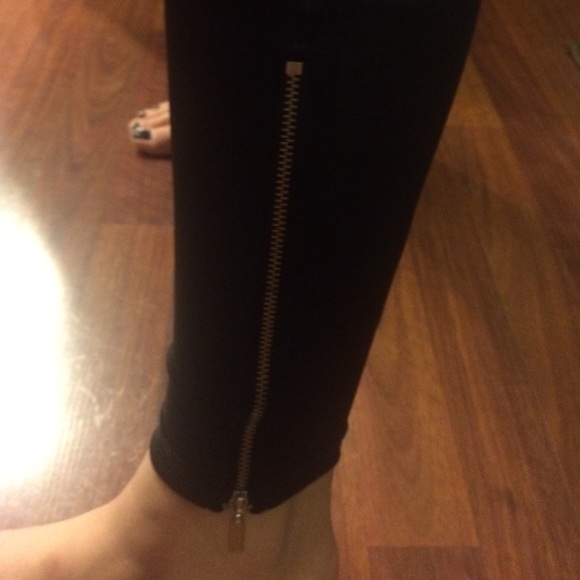 Bundle - Picture 3 of 3