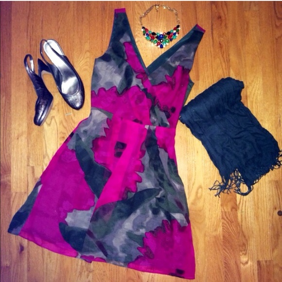 Trina Turk Cocktail Dress Sz 2 SALE - Picture 2 of 3