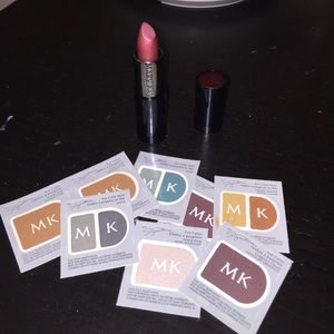 Mary Kay Whipped Berries Creme Lipstick